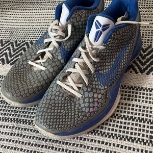 Nike Zoom Kobe VI Size 9